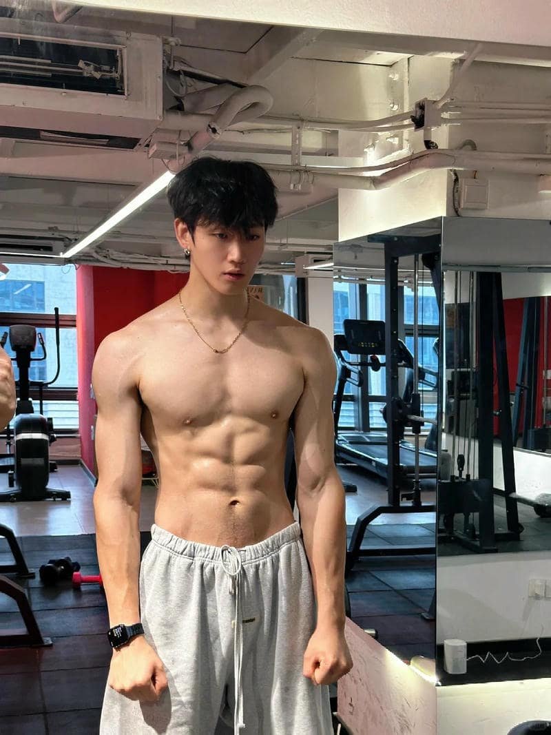 Tổng hợp ảnh trai đẹp 6 múi săn chất lượng