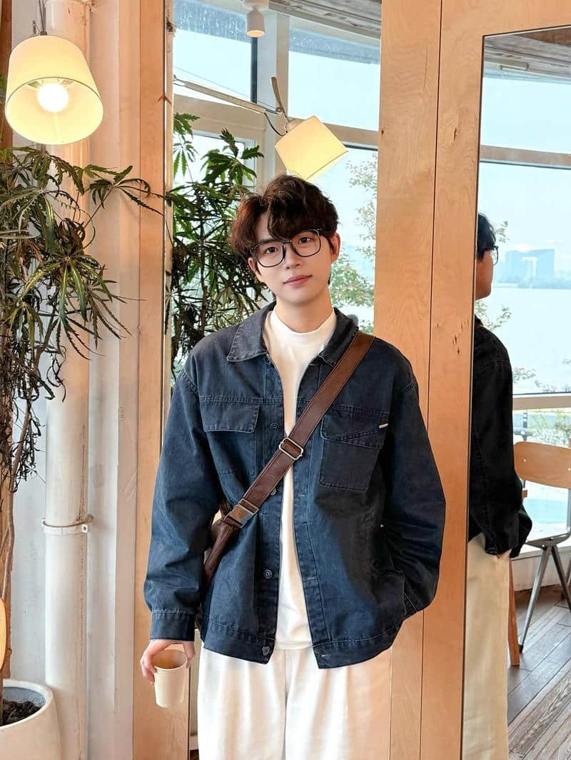 Tuyển tập bộ ảnh trai đẹp đeo kính miễn phí