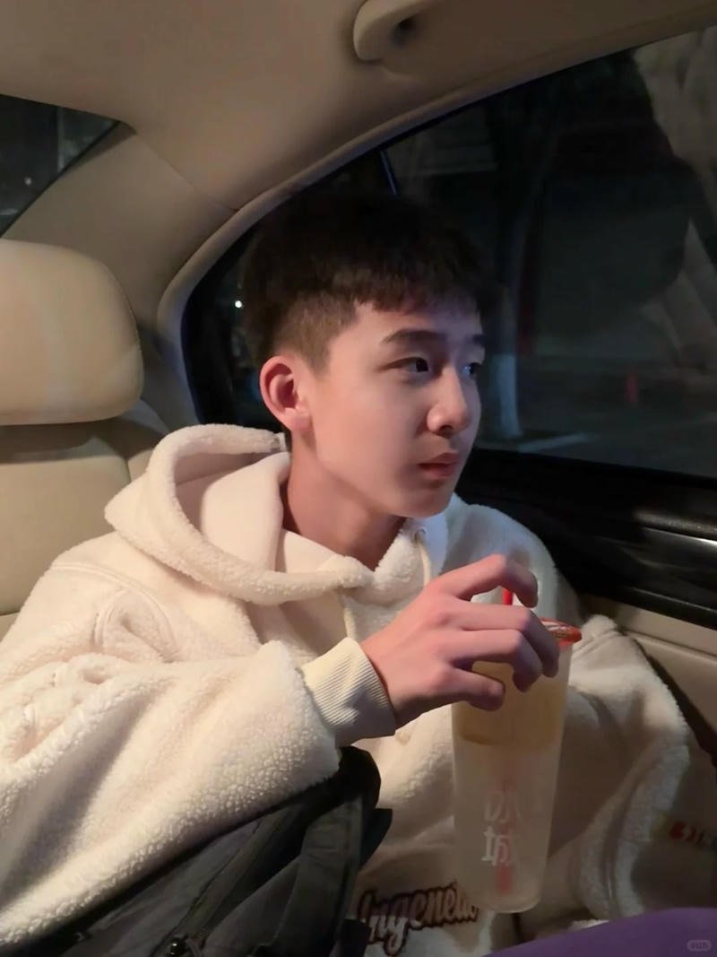 Xem hình ảnh trai đẹp 14 tuổi chất lượng