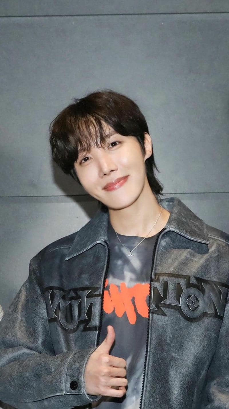 ảnh j-hope thần thái