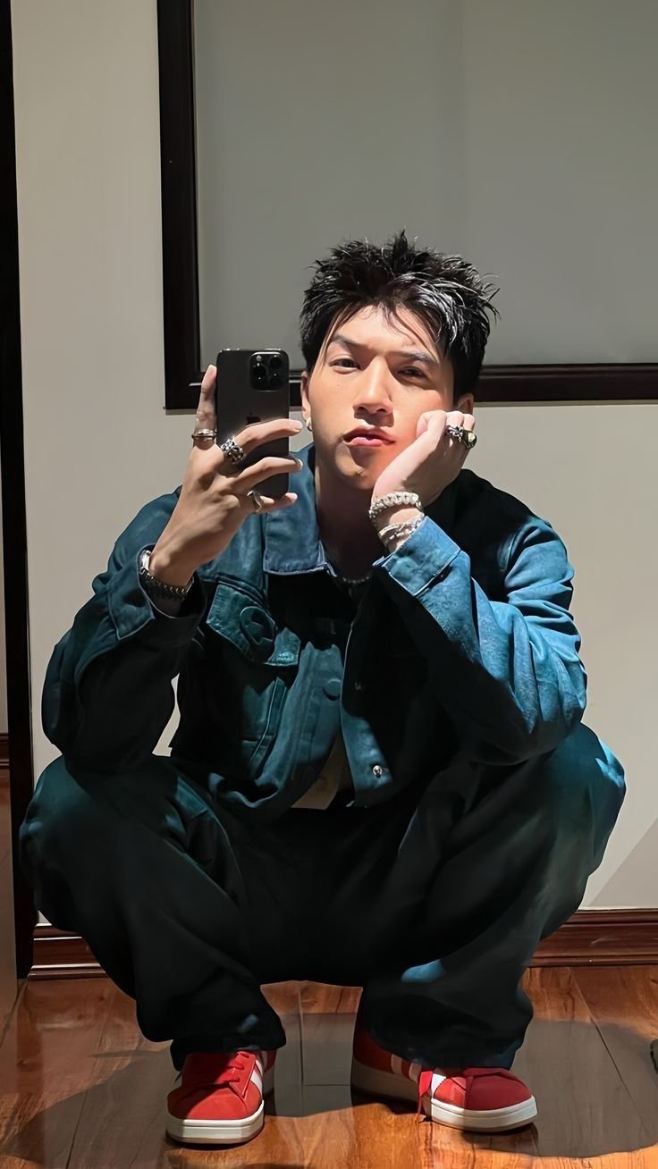 Ảnh hieuthuhai ánh mắt cuốn hút