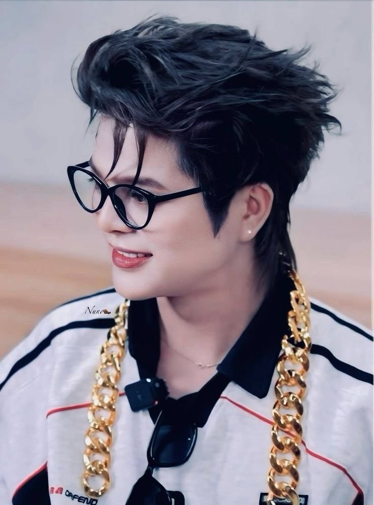 Ảnh rhyder ánh mắt lạnh lùng