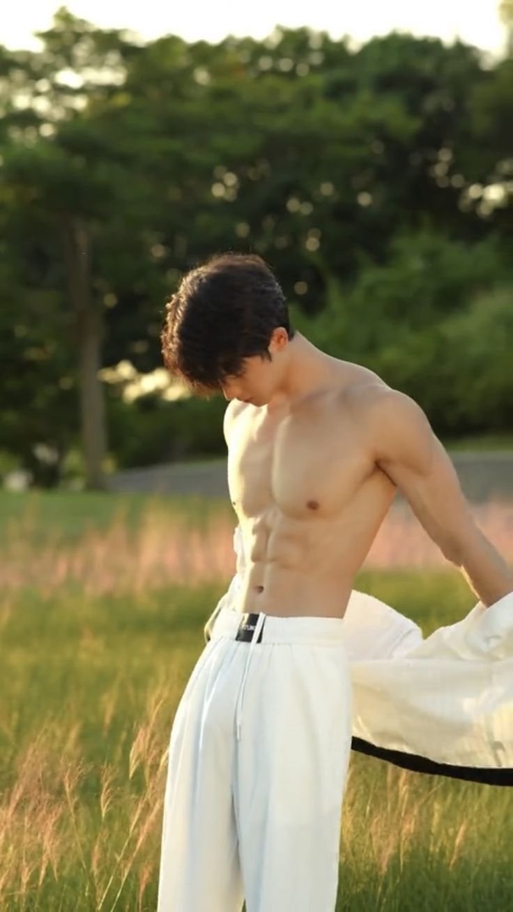 Ảnh trai đẹp 6múi săn chất