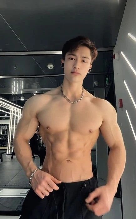 Ảnh trai đẹp cơ bắp body