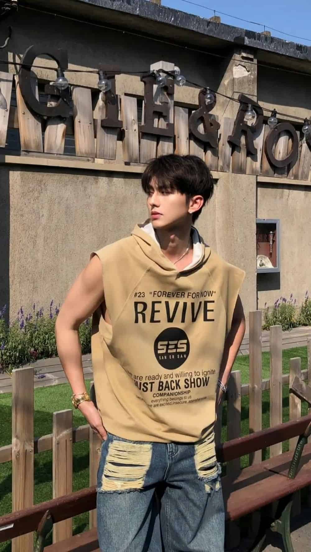 Ảnh trai đẹp ngầu giản dị