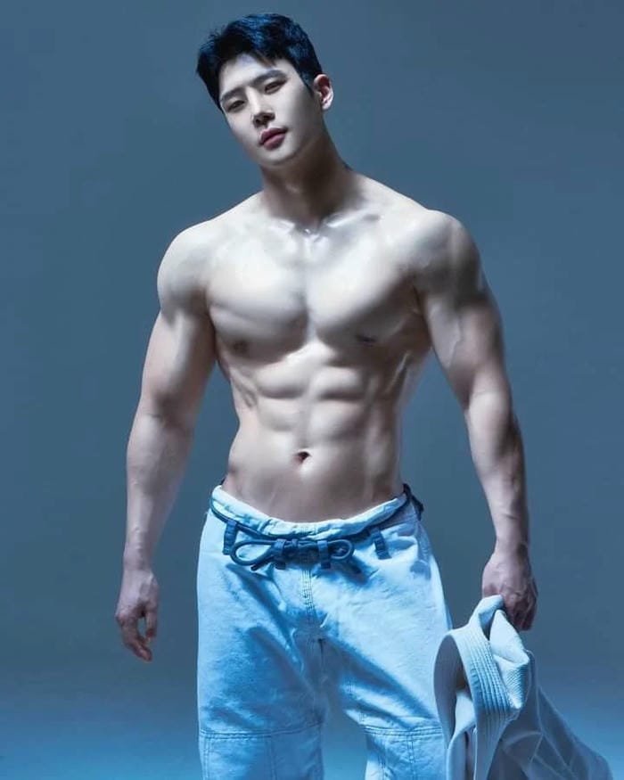 anh trai dep 6 mui nong bong