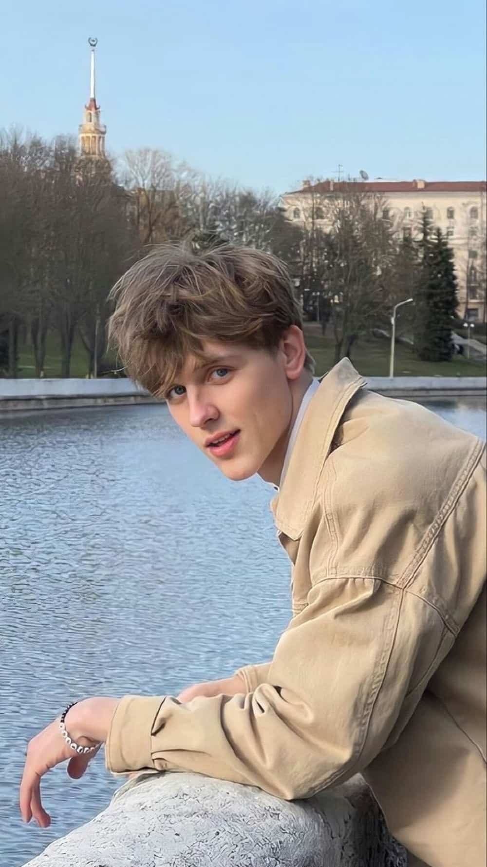 ảnh trai tây style hiện đại