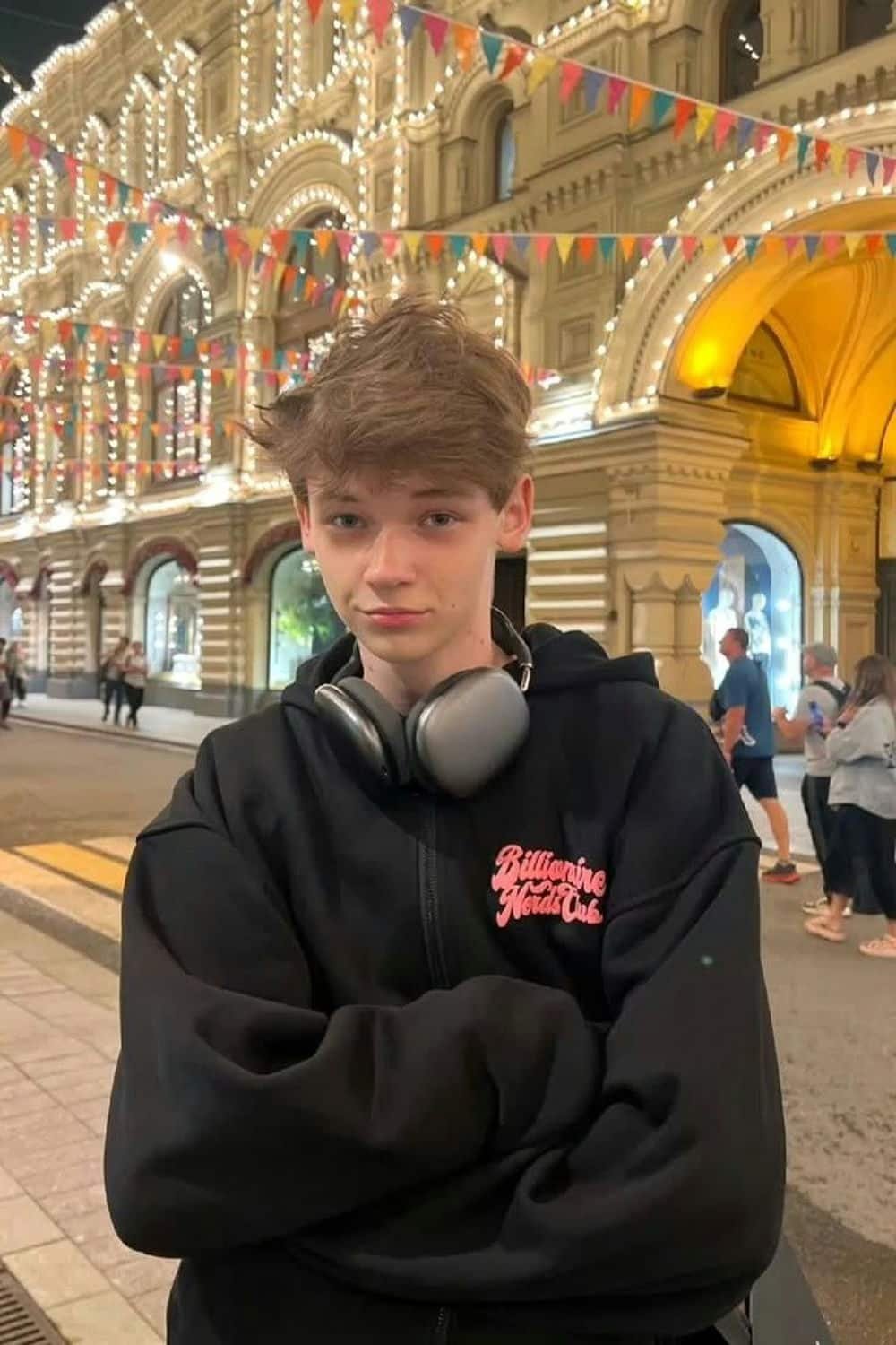 ảnh trai tây vibe lạnh lùng