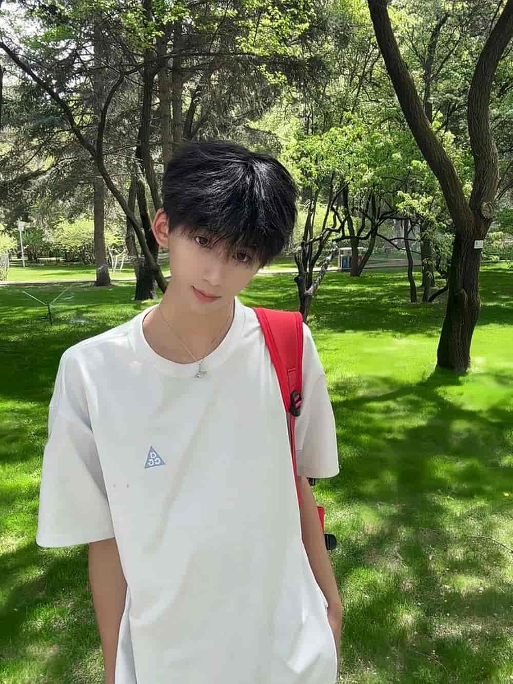 Ảnh trai đẹp k9 lạnh lùng