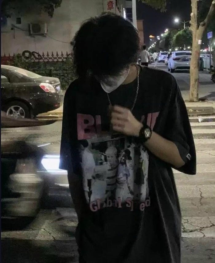 ảnh trai đẹp che mặt cá tính