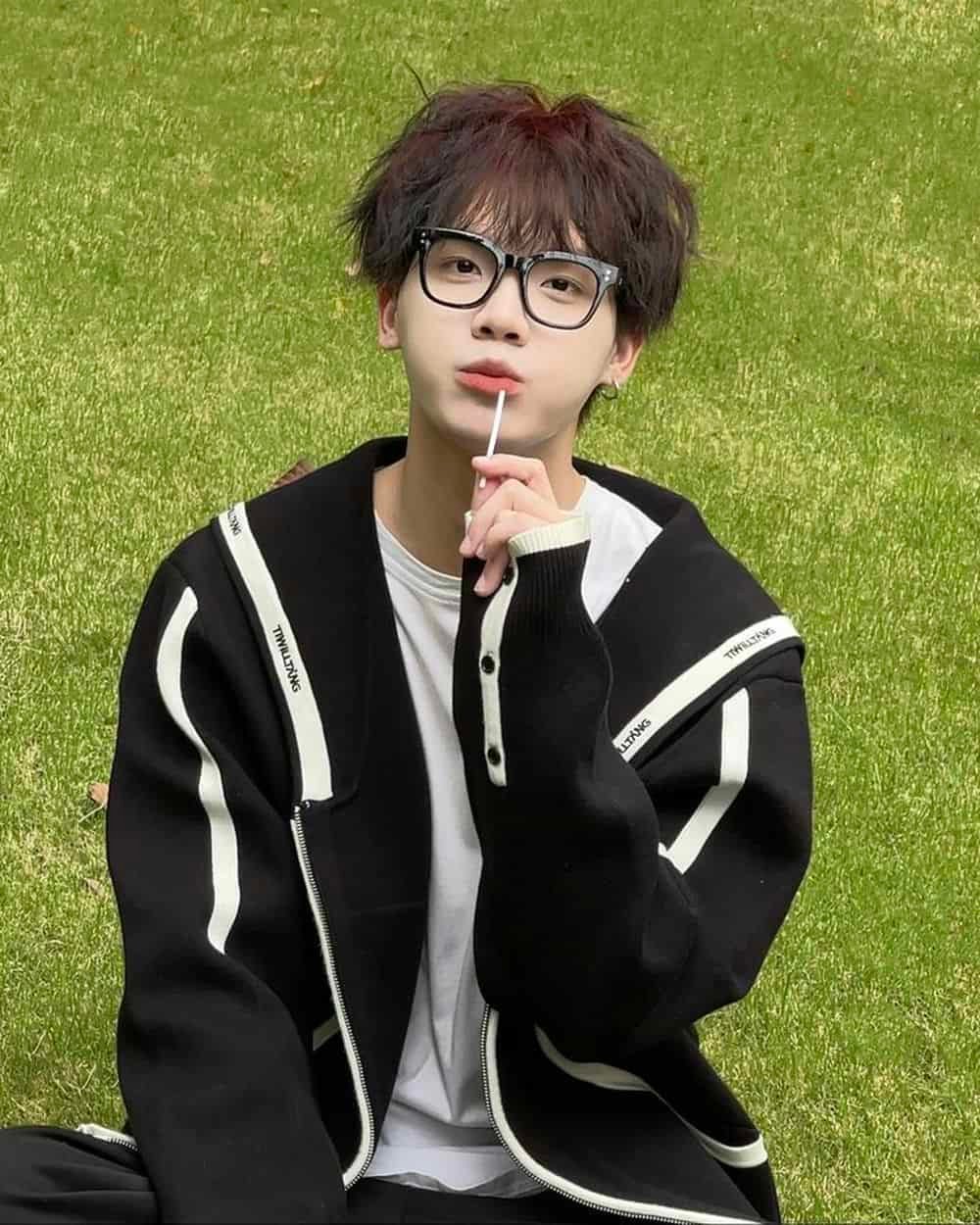 ảnh trai đẹp cute gương mặt sáng