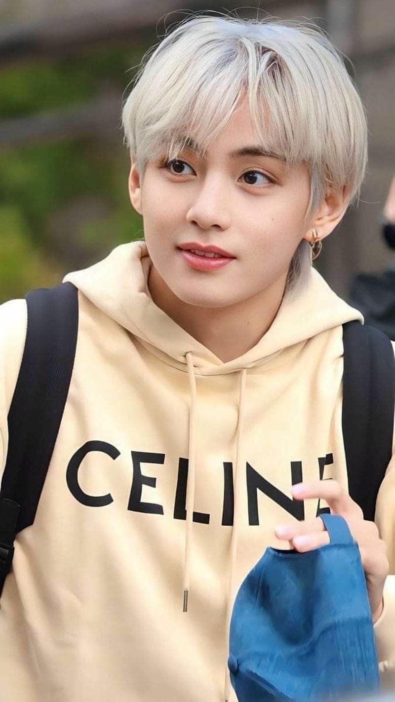 ảnh v-bts biểu diễn
