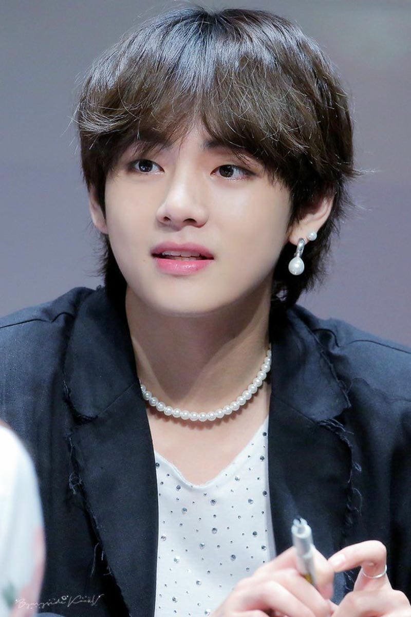 ảnh v-bts chụp ảnh
