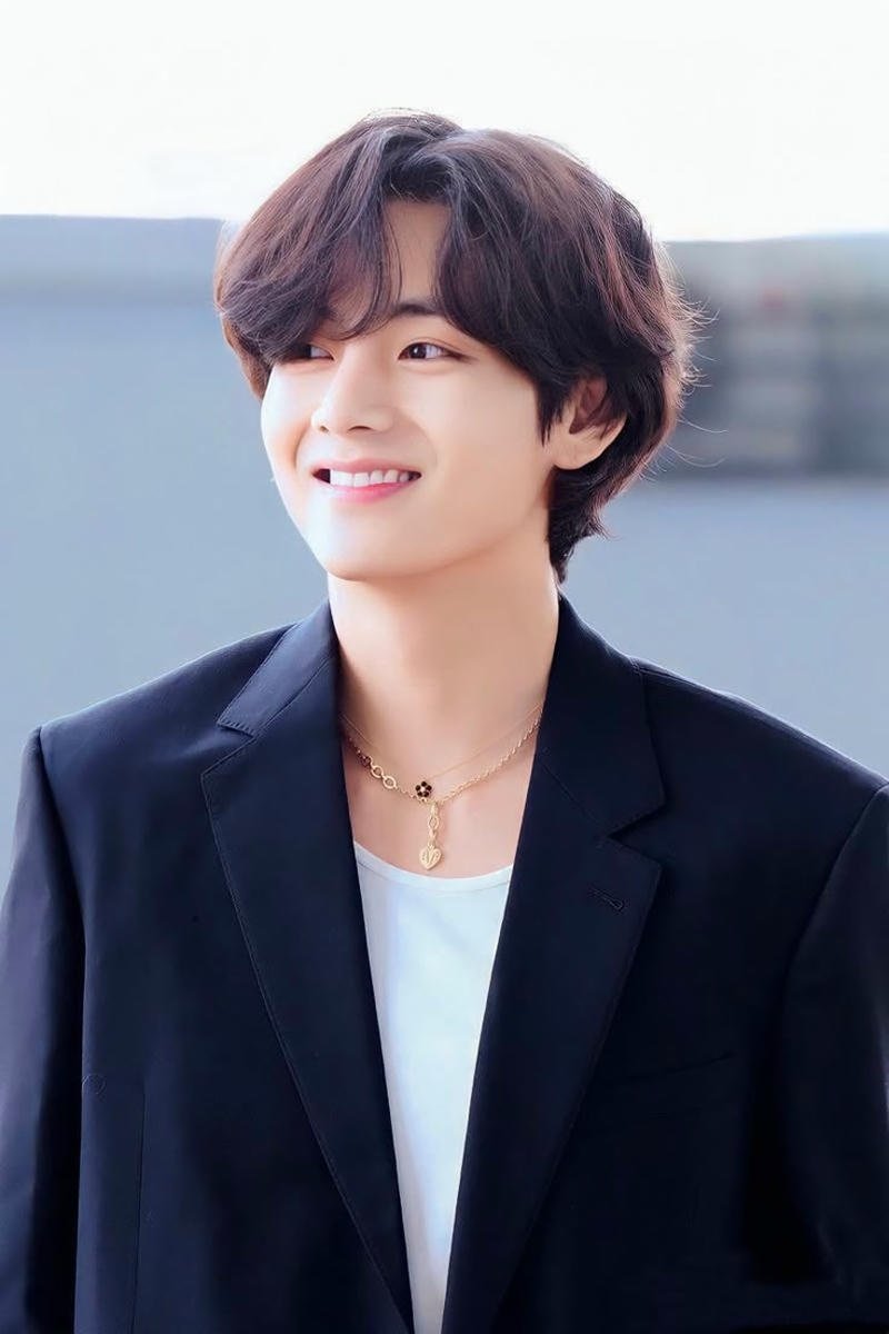 ảnh v-bts thời trang