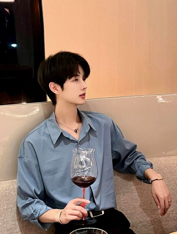 trai đẹp douyin vibe lạnh lùng