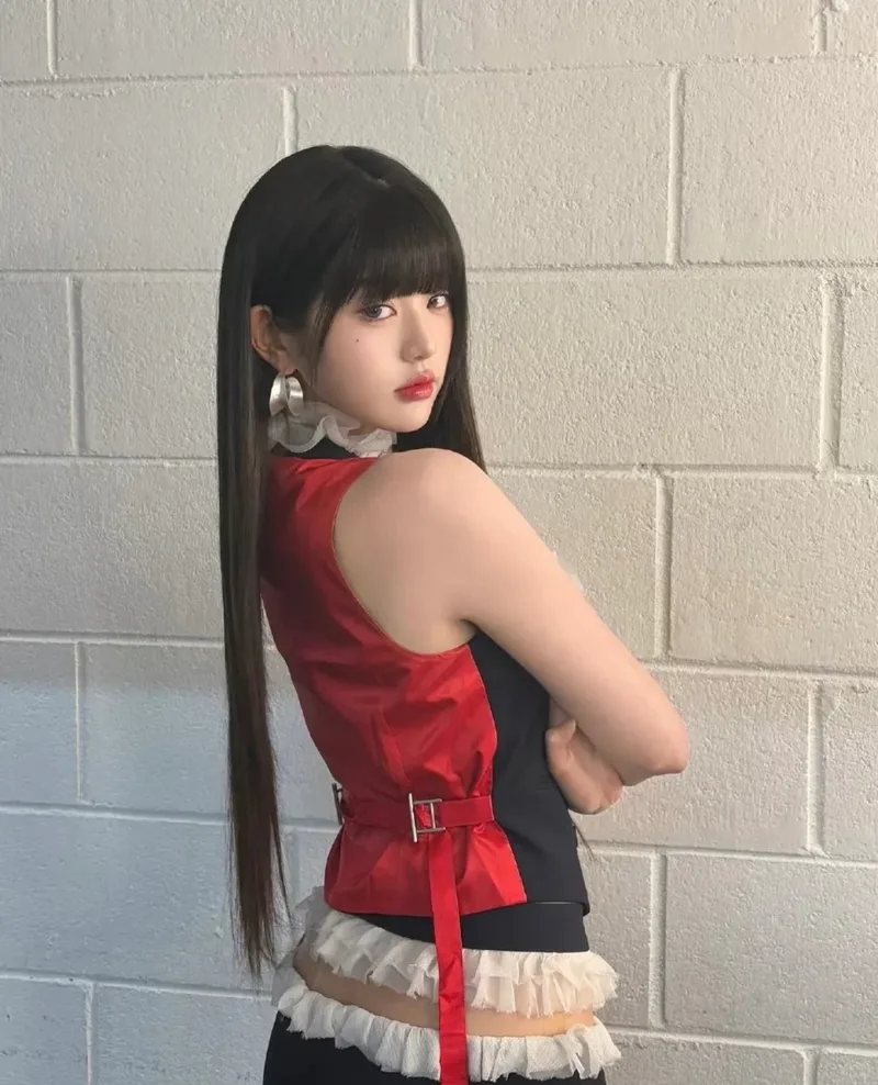 ảnh gái xinh quay lưng đẹp nhất