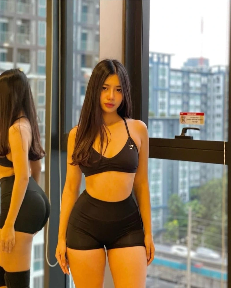 ảnh gái xinh tập gym dáng ngon