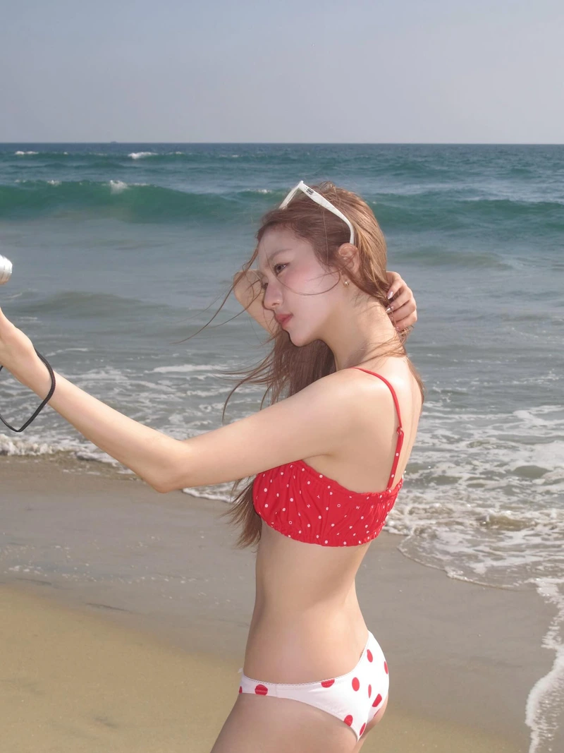 gái đẹp mac bikini