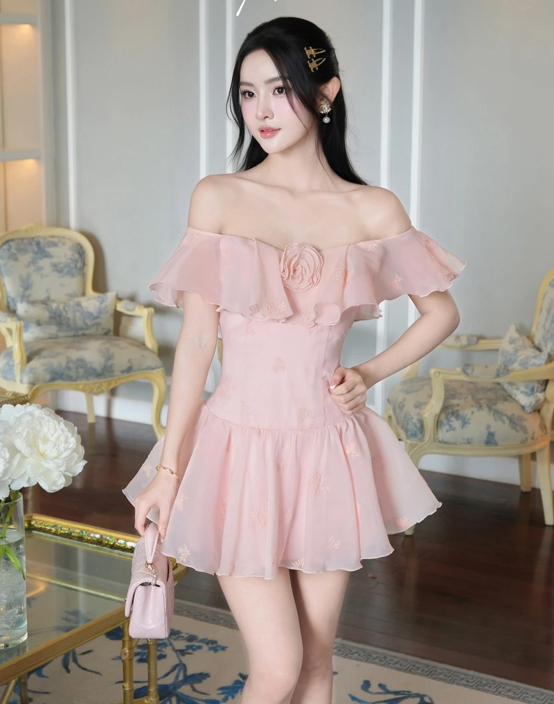 gái xinh mặc pinky video