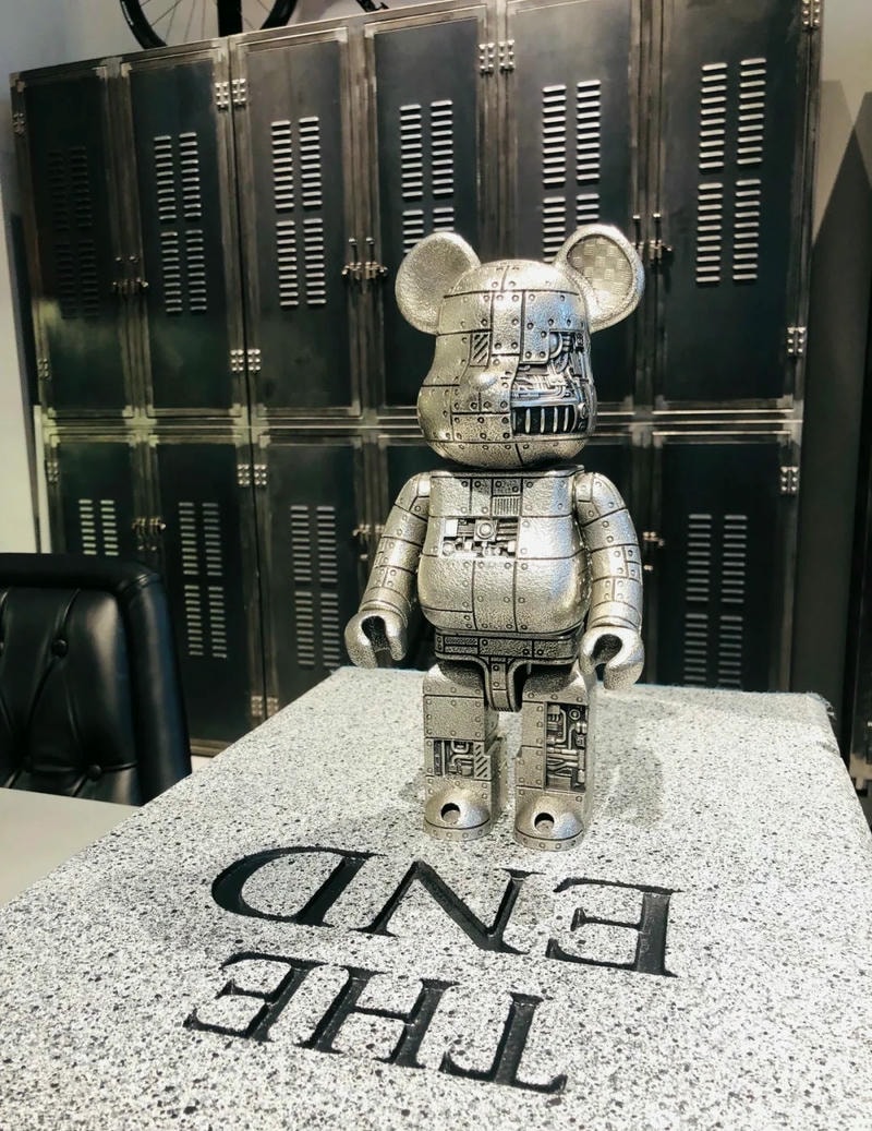 hình ảnh gấu bearbrick