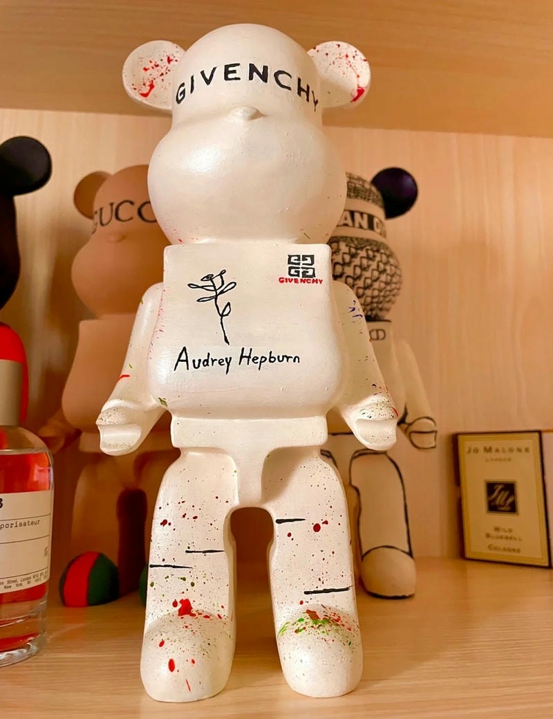 hình nền bearbrick