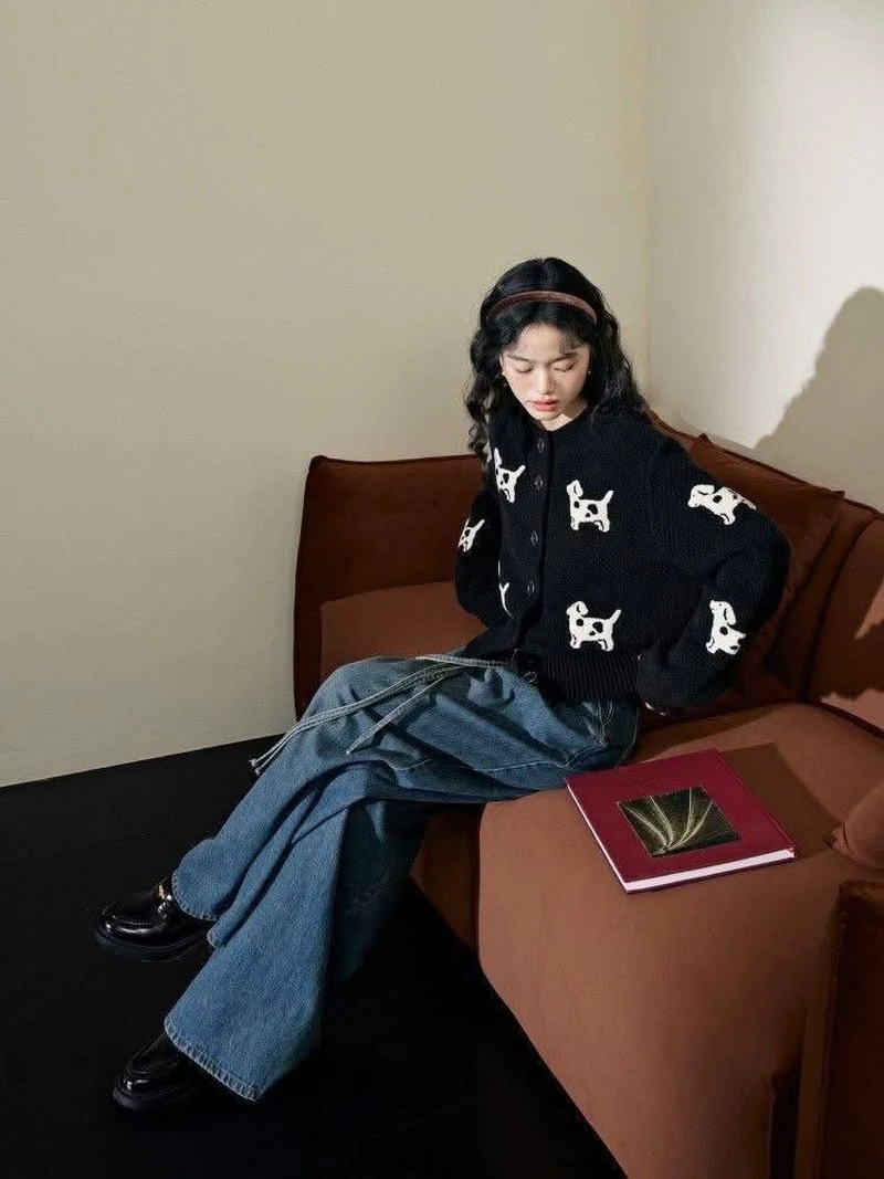 ảnh gái xinh công sở mặc quần âu