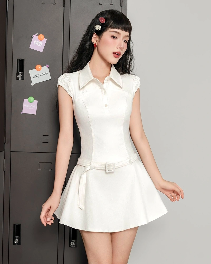 ảnh gái xinh mặc váy trắng liền thân