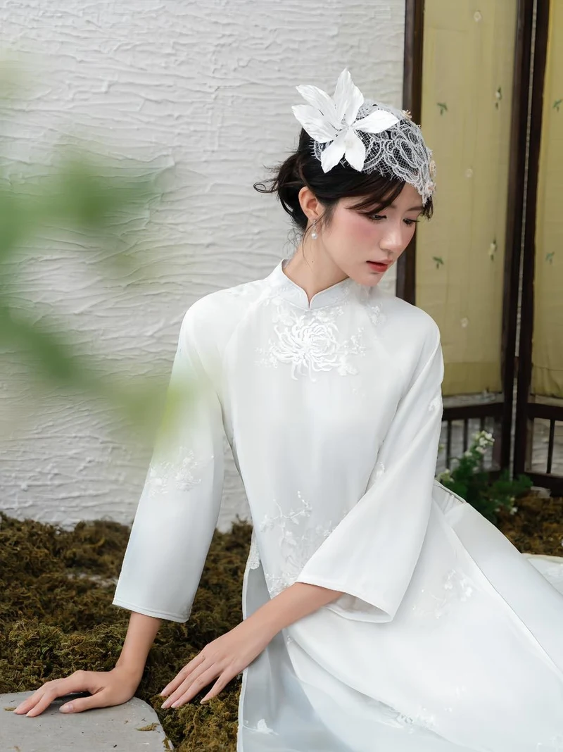 ảnh gái xinh mặc váy trắng