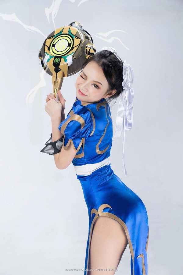 gái xinh cosplay Free Fire cực ngầu