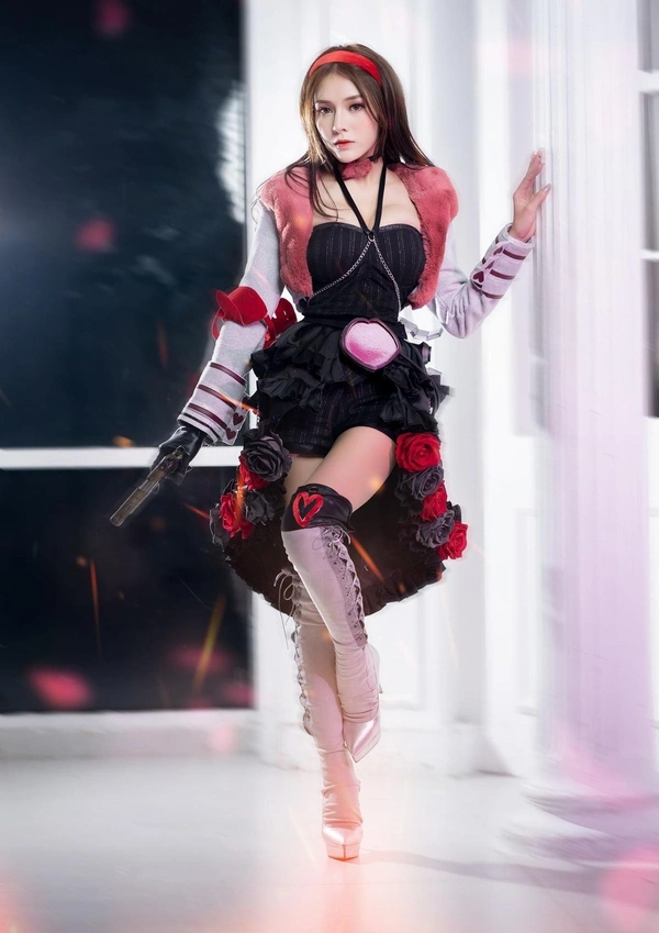 gái xinh cosplay Free Fire phong cách Kelly