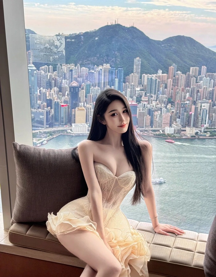 gái xinh mặc váy sexy