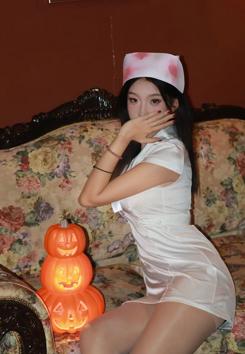 hình gái xinh cosplay y tá đẹp