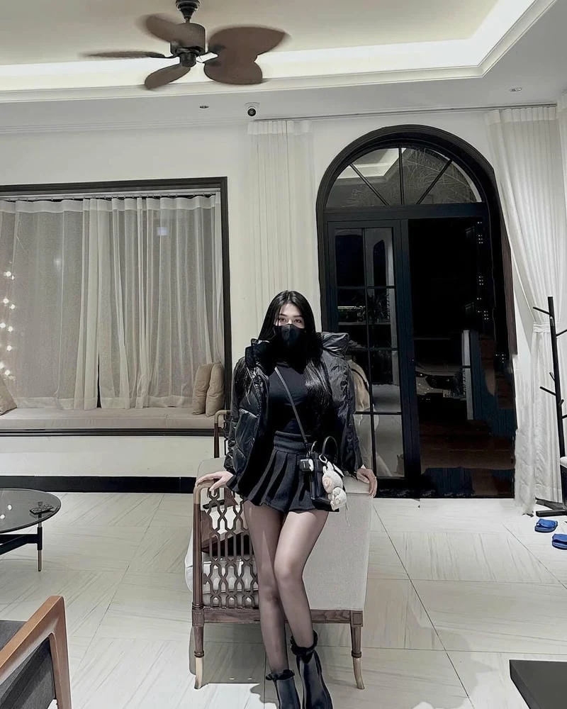 cô gái dễ thương