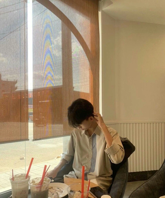 ảnh nam che mặt 2k12