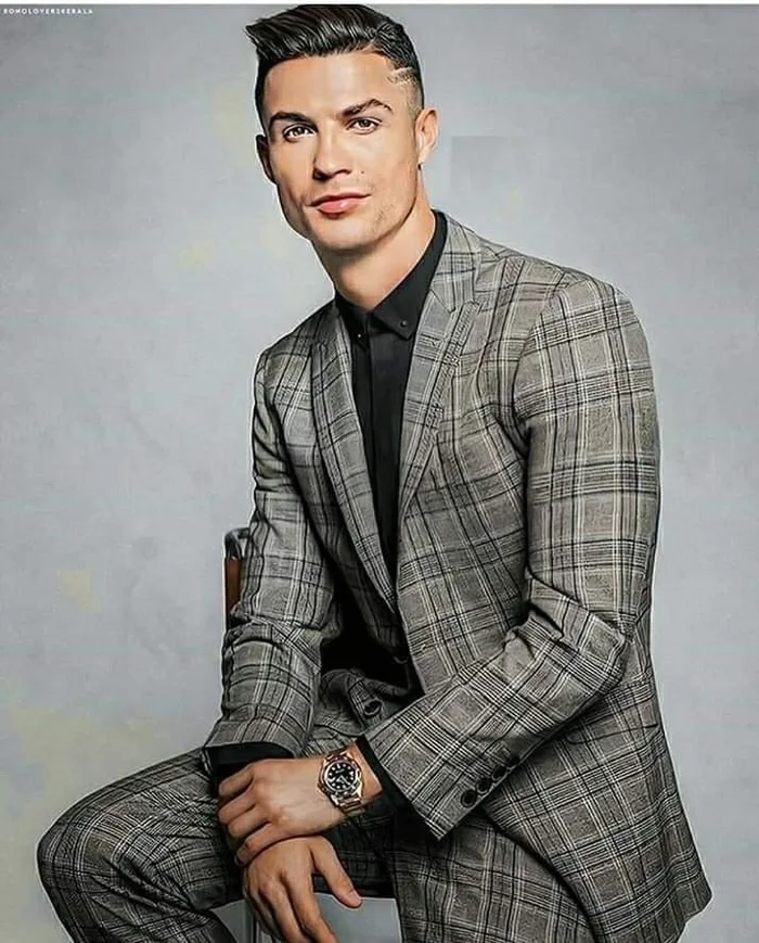 ảnh ronaldo phong cách thể thao