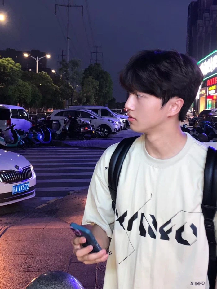 ảnh trai đẹp 2k10 trẻ trung năng động