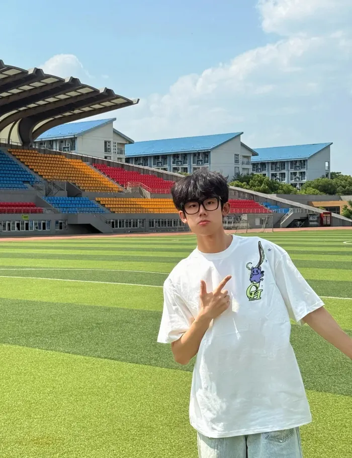 ảnh trai đẹp k9 trung quoc