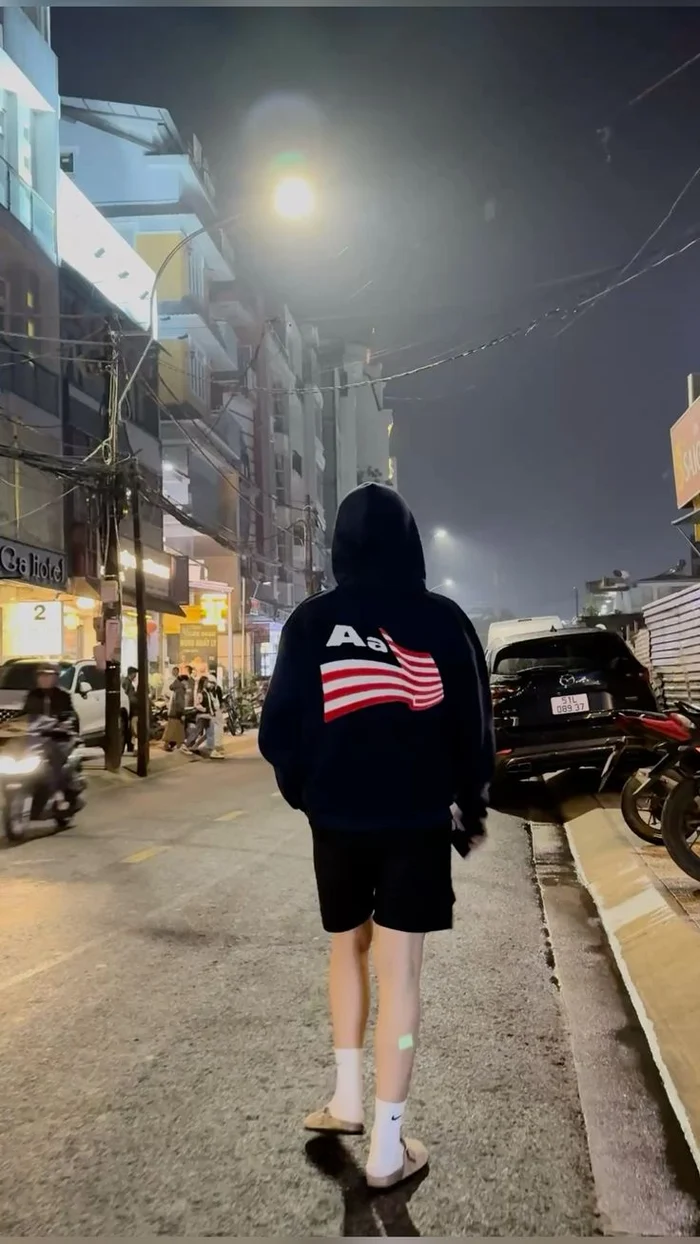 ảnh trai đẹp nghệ thuật che mặt