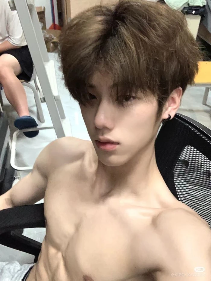 ảnh trai douyin phong cách