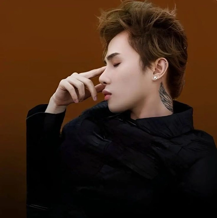 ca sĩ jack lịch lãm