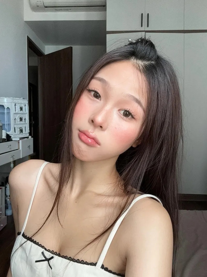 cô bé đẹp nhất thế giới