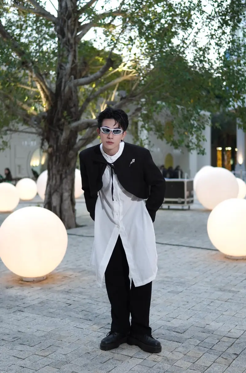 hình ảnh trai đẹp việt nam che mặt