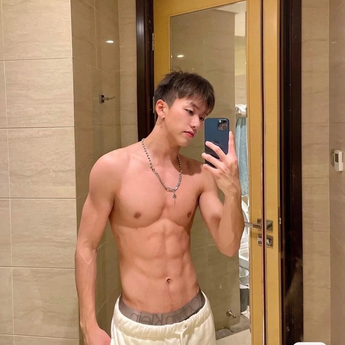 hình trai đẹp cơ bắp