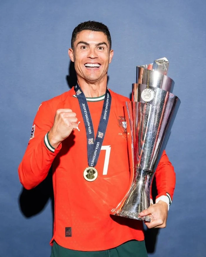 ronaldo phong cách và tự tin