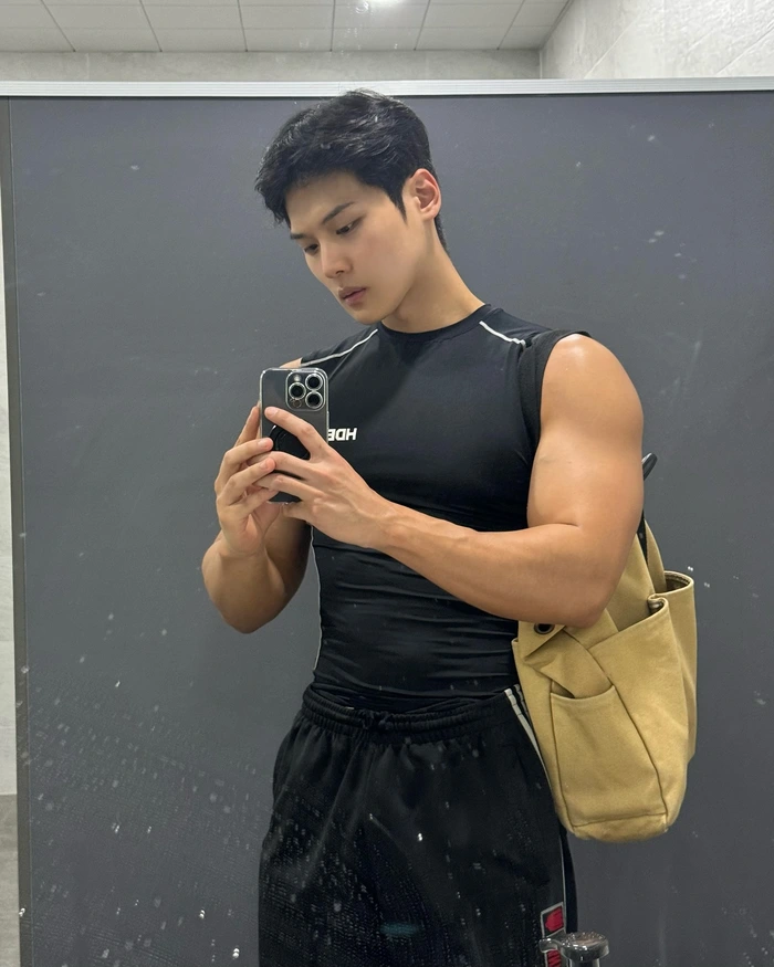 top 100 ảnh trai đẹp vibe nhẹ nhàng