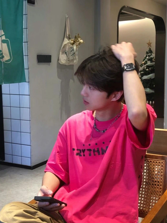 trai đẹp 2k10 mang năng lượng tích cực