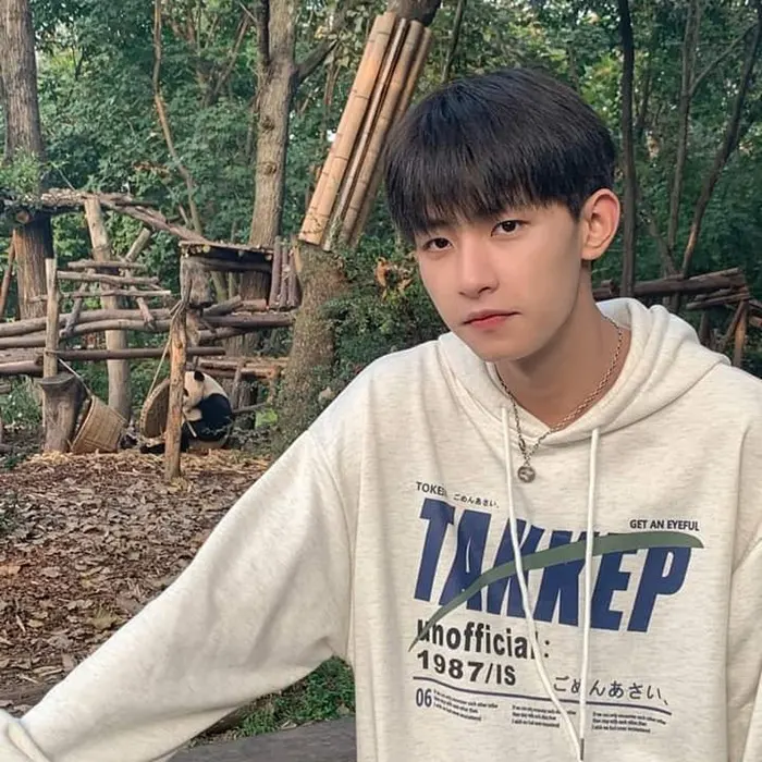 trai đẹp 2k7 buồn