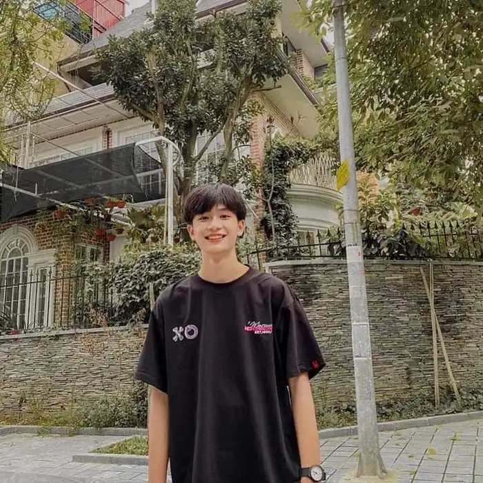 trai đẹp 2k7 cười duyên