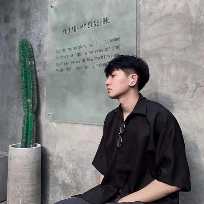 trai đẹp 2k7 mặc sơ mi đen