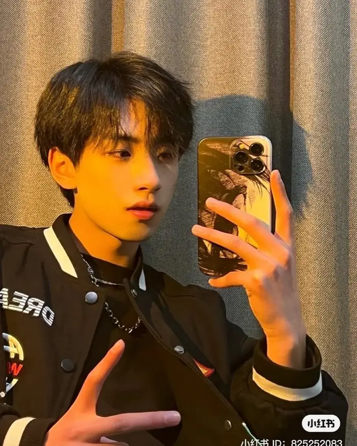 trai đẹp 2k7 ngầu